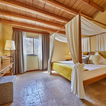 Pula Boutique Hotel 5*